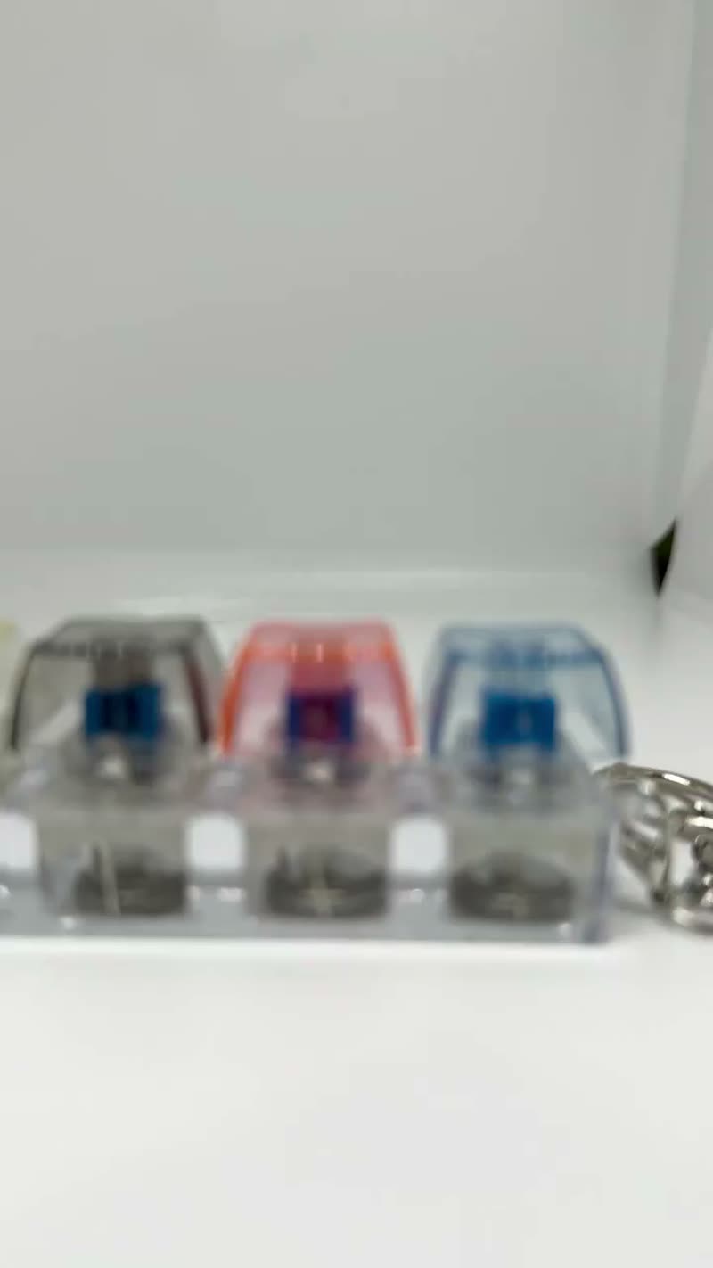 Chaveiro Teclado Clicker Sensorial Antiestresse com LED