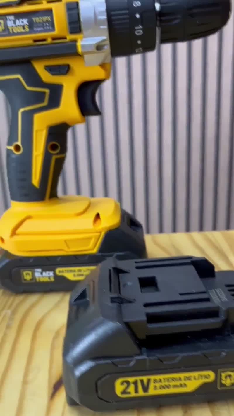 Parafusadeira Furadeira de Impacto 21V TB-21PX com 2 Baterias e Maleta
